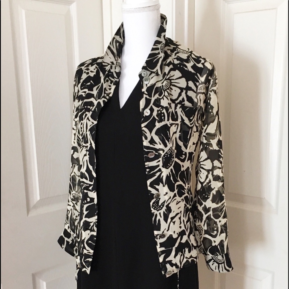 Vintage Black and Cream Floral Button-Down Shirt